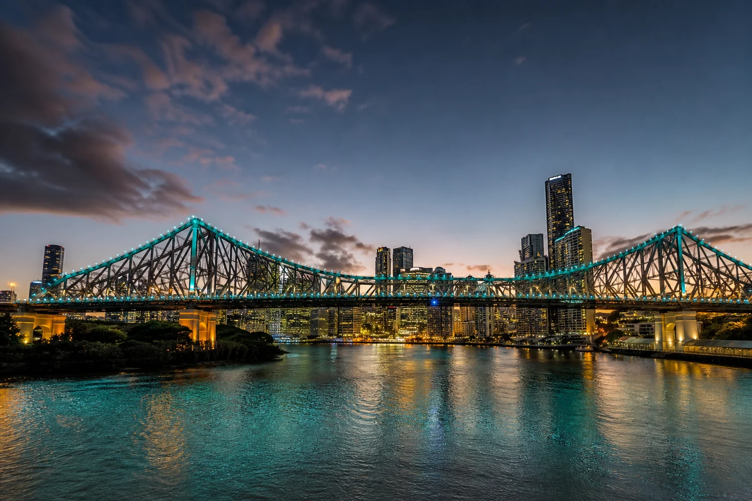 Editorial city guide graphic for Cairns Casino readers in Brisbane, QLD